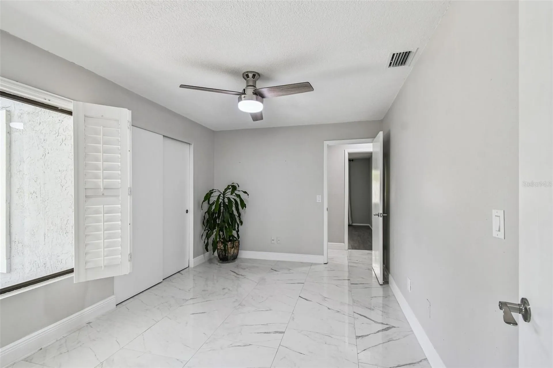 14603 Village Glen Circle Tampa FL 33618