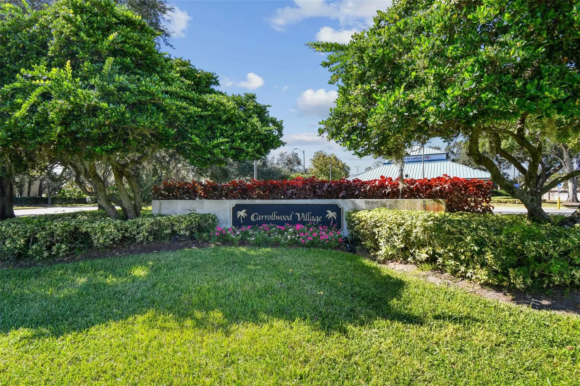 14603 Village Glen Circle Tampa FL 33618