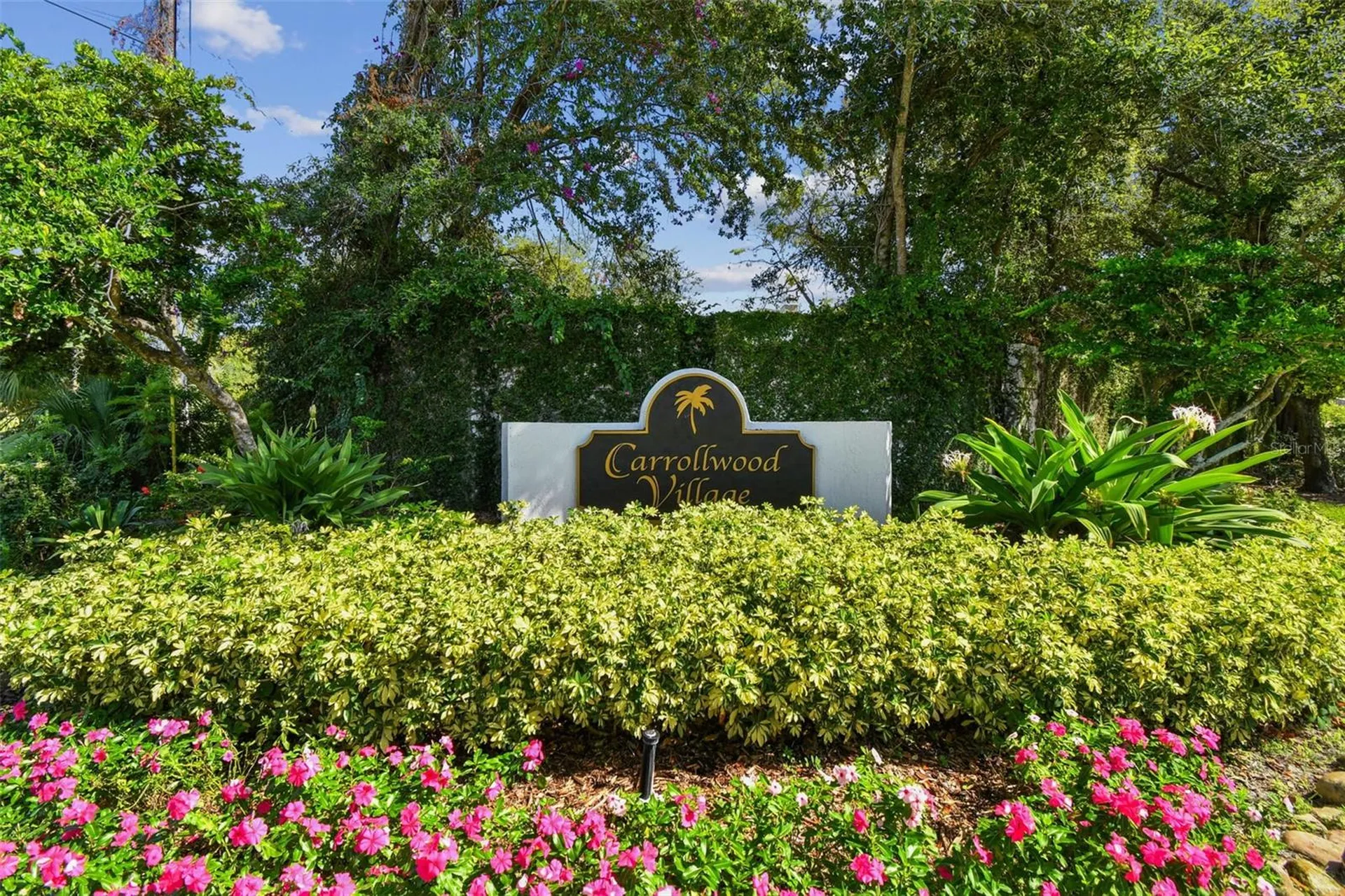 14603 Village Glen Circle Tampa FL 33618