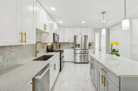 14603 Village Glen Circle Tampa FL 33618