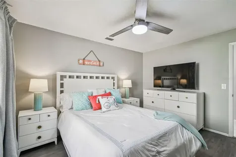 14603 Village Glen Circle Tampa FL 33618
