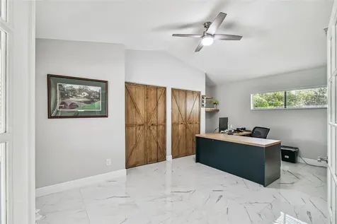 14603 Village Glen Circle Tampa FL 33618