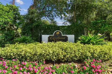14603 Village Glen Circle Tampa FL 33618