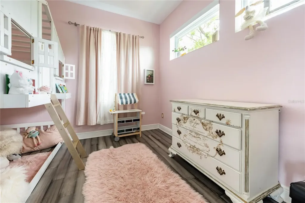 350 28th Street S St Petersburg FL 33712