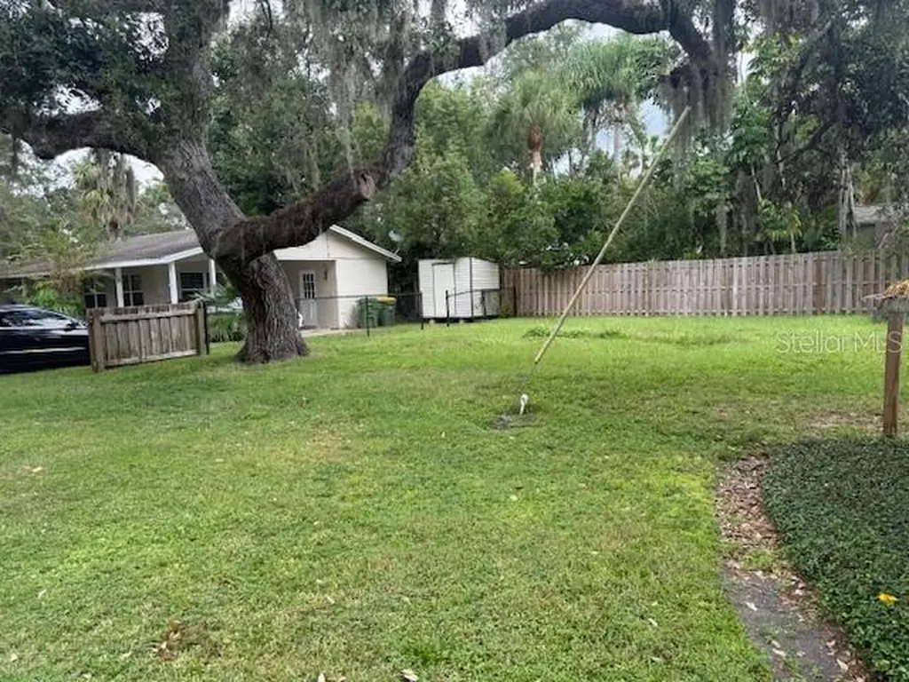 1905 S Jefferson Avenue Sarasota FL 34239
