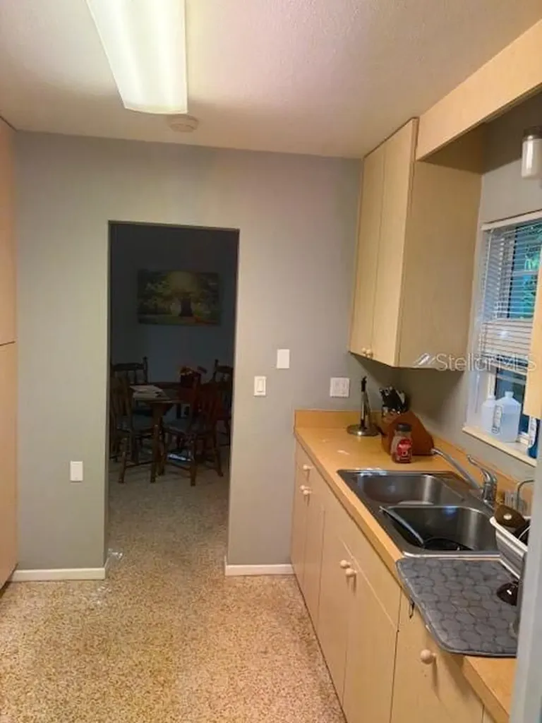 1905 S Jefferson Avenue Sarasota FL 34239