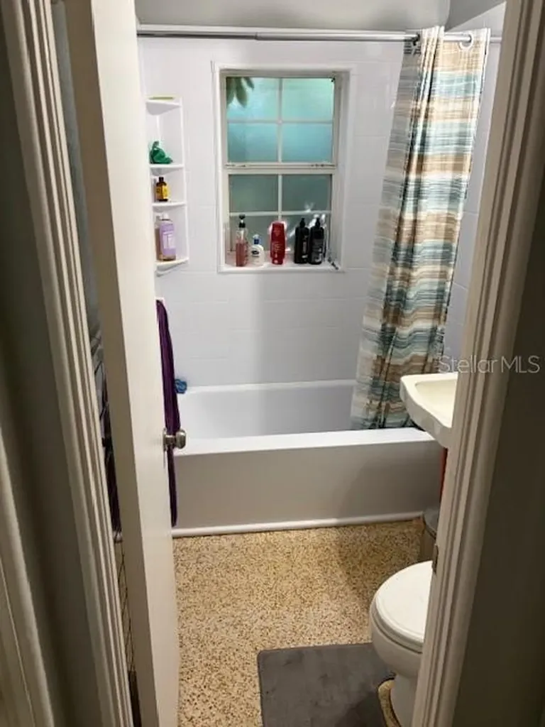 1905 S Jefferson Avenue Sarasota FL 34239