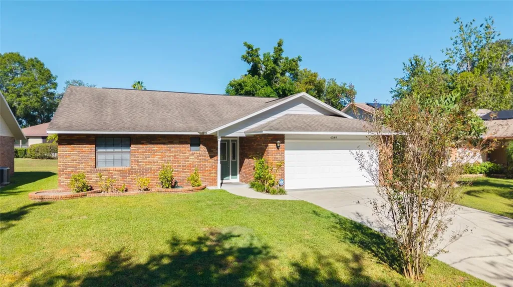 6549 Foxmoor Drive Zephyrhills FL 33542