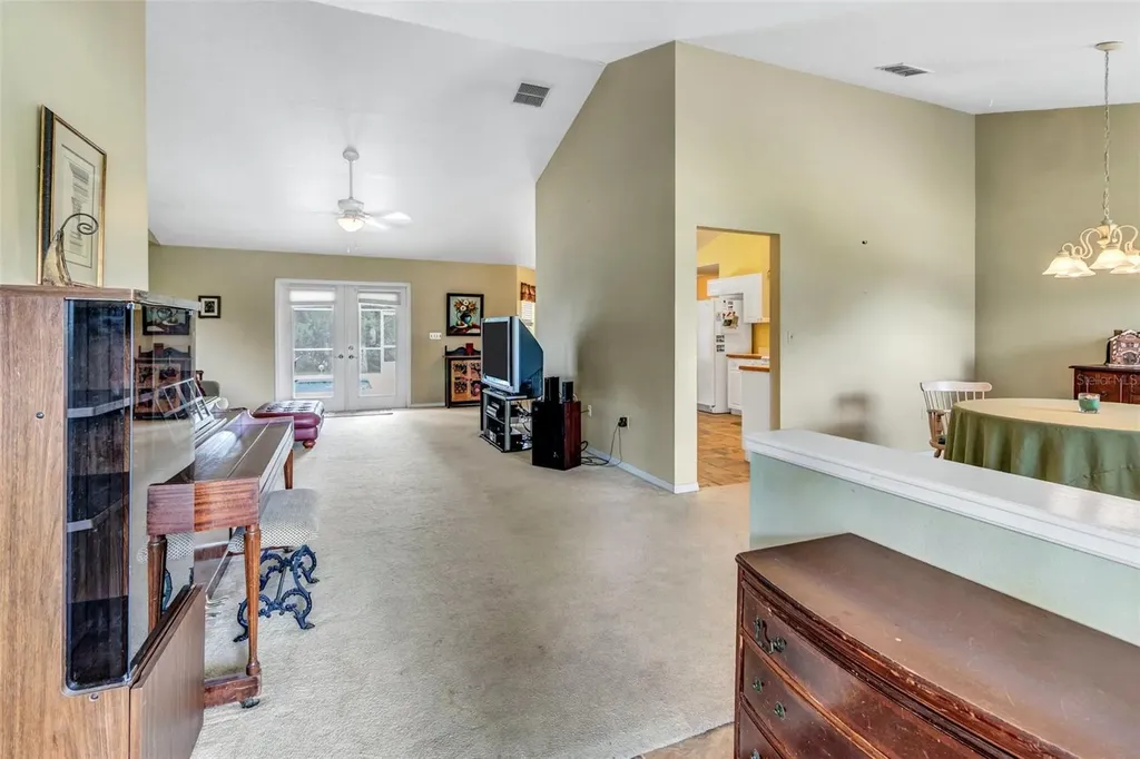 1842 W Virginia Drive Kissimmee FL 34744