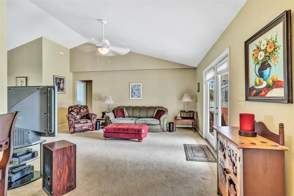 1842 W Virginia Drive Kissimmee FL 34744