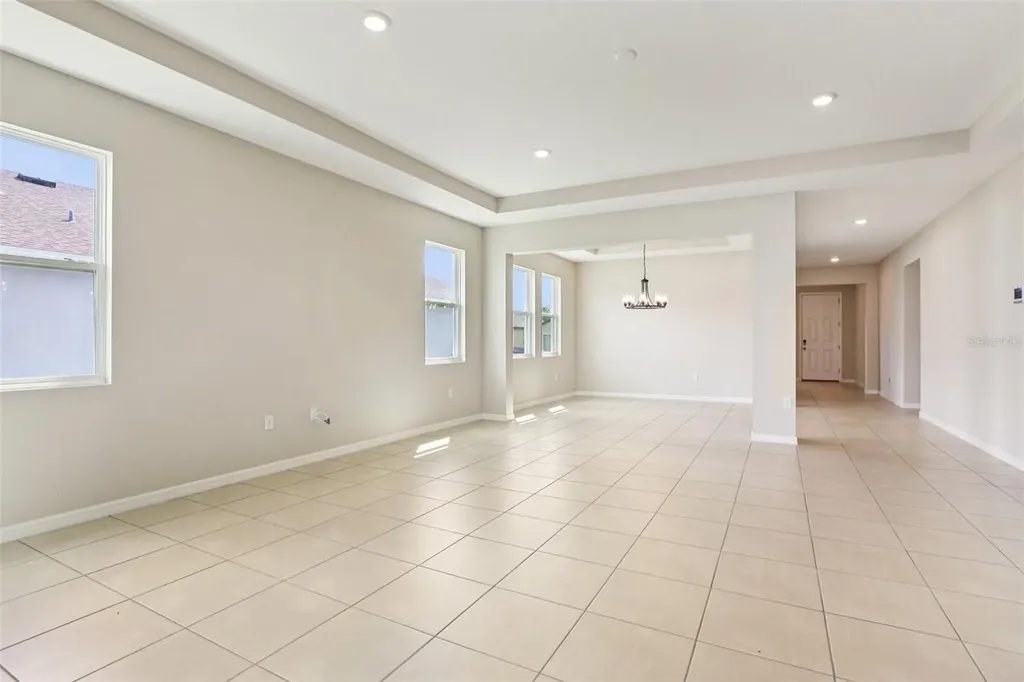 1027 Ocean Spray Drive Ruskin FL 33570