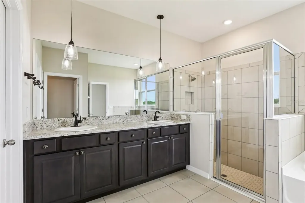 1027 Ocean Spray Drive Ruskin FL 33570