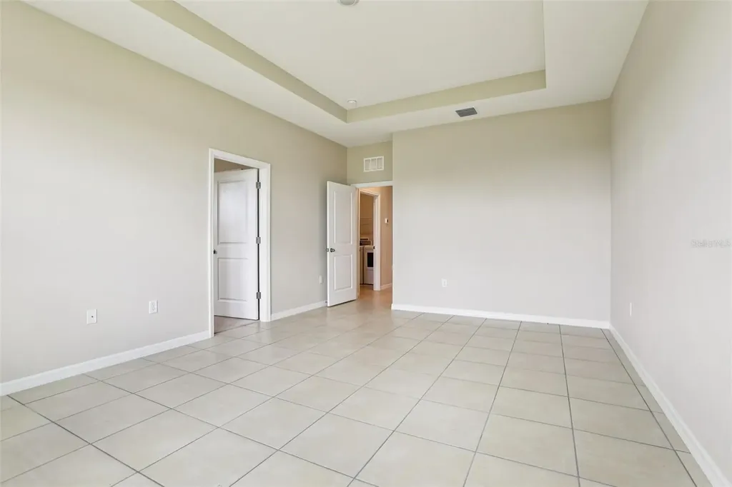 1027 Ocean Spray Drive Ruskin FL 33570
