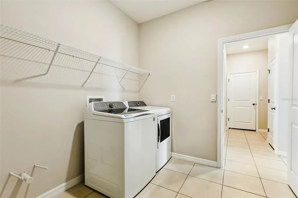 1027 Ocean Spray Drive Ruskin FL 33570