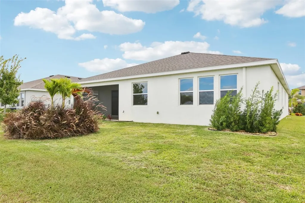 1027 Ocean Spray Drive Ruskin FL 33570