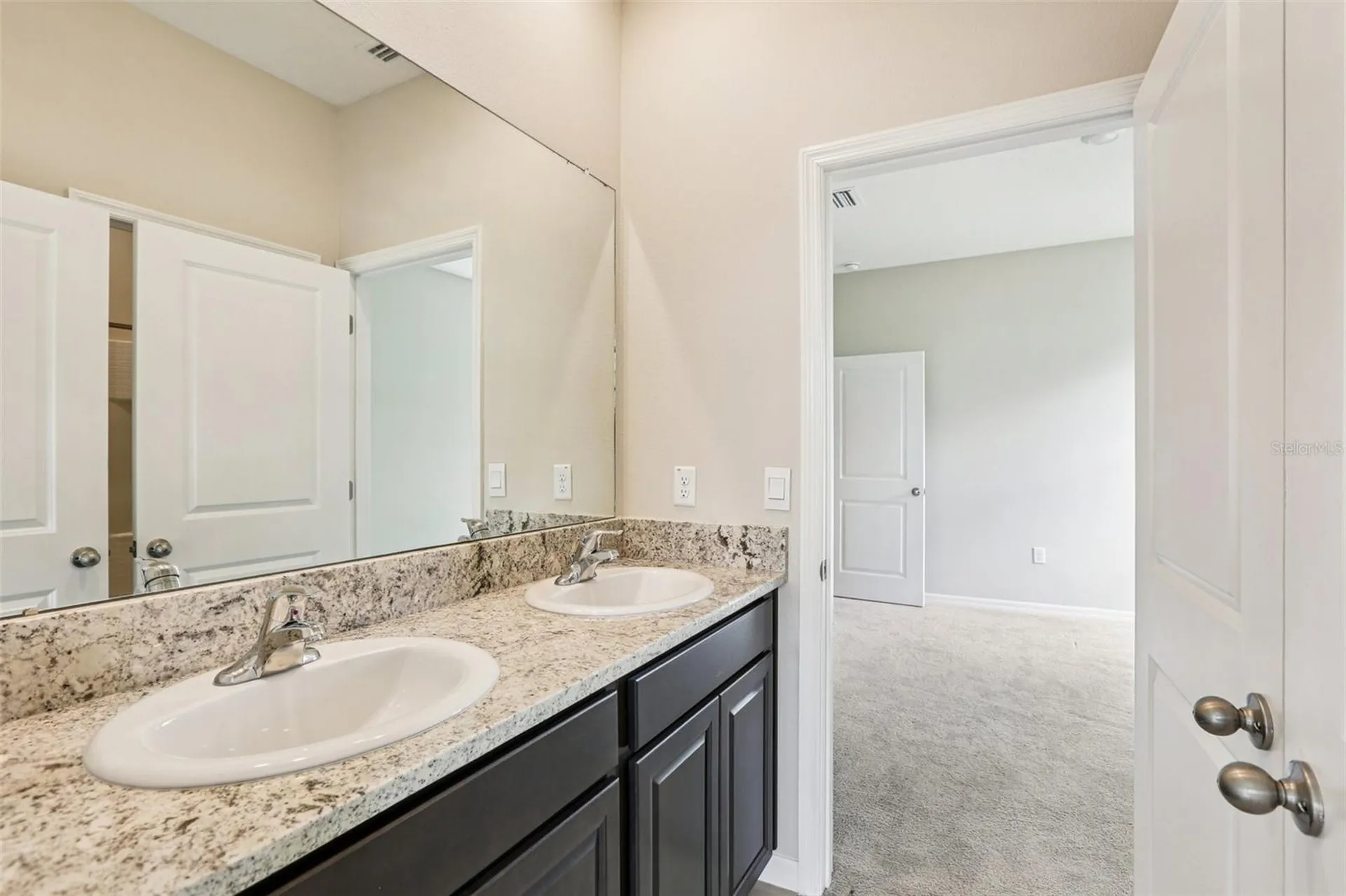 1027 Ocean Spray Drive Ruskin FL 33570