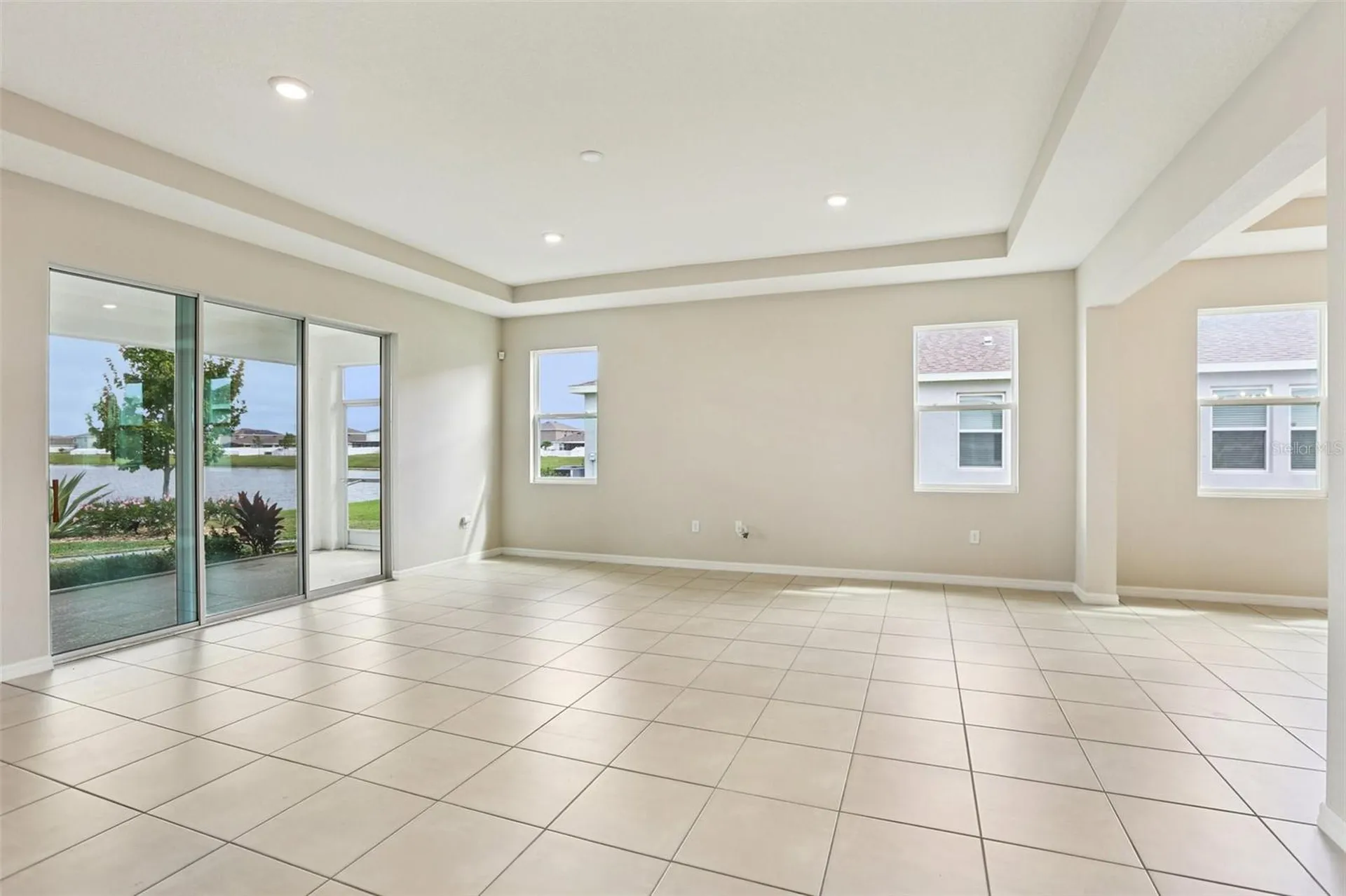 1027 Ocean Spray Drive Ruskin FL 33570