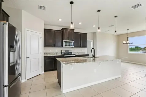 1027 Ocean Spray Drive Ruskin FL 33570