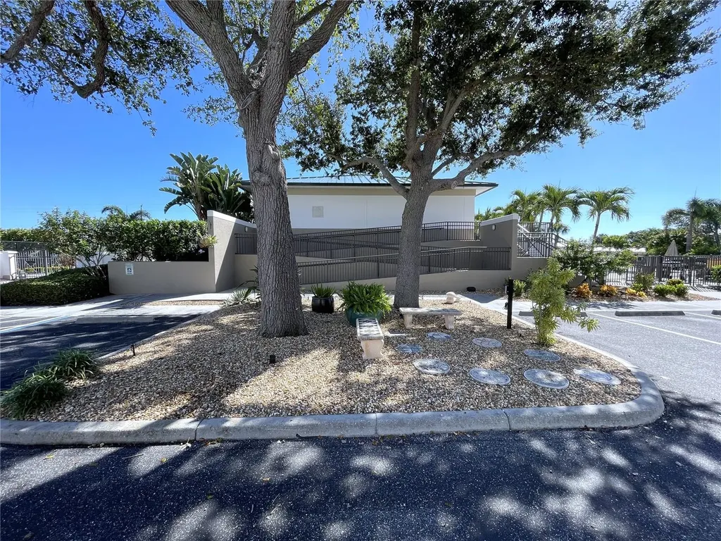 9203 Griggs Road Englewood FL 34224