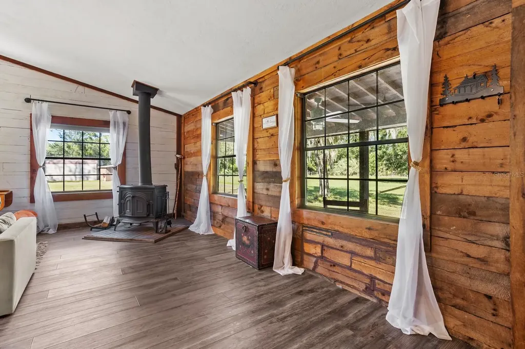 2346 Meadow Lane Port Orange FL 32128