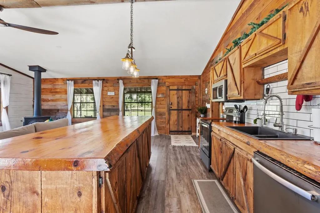 2346 Meadow Lane Port Orange FL 32128