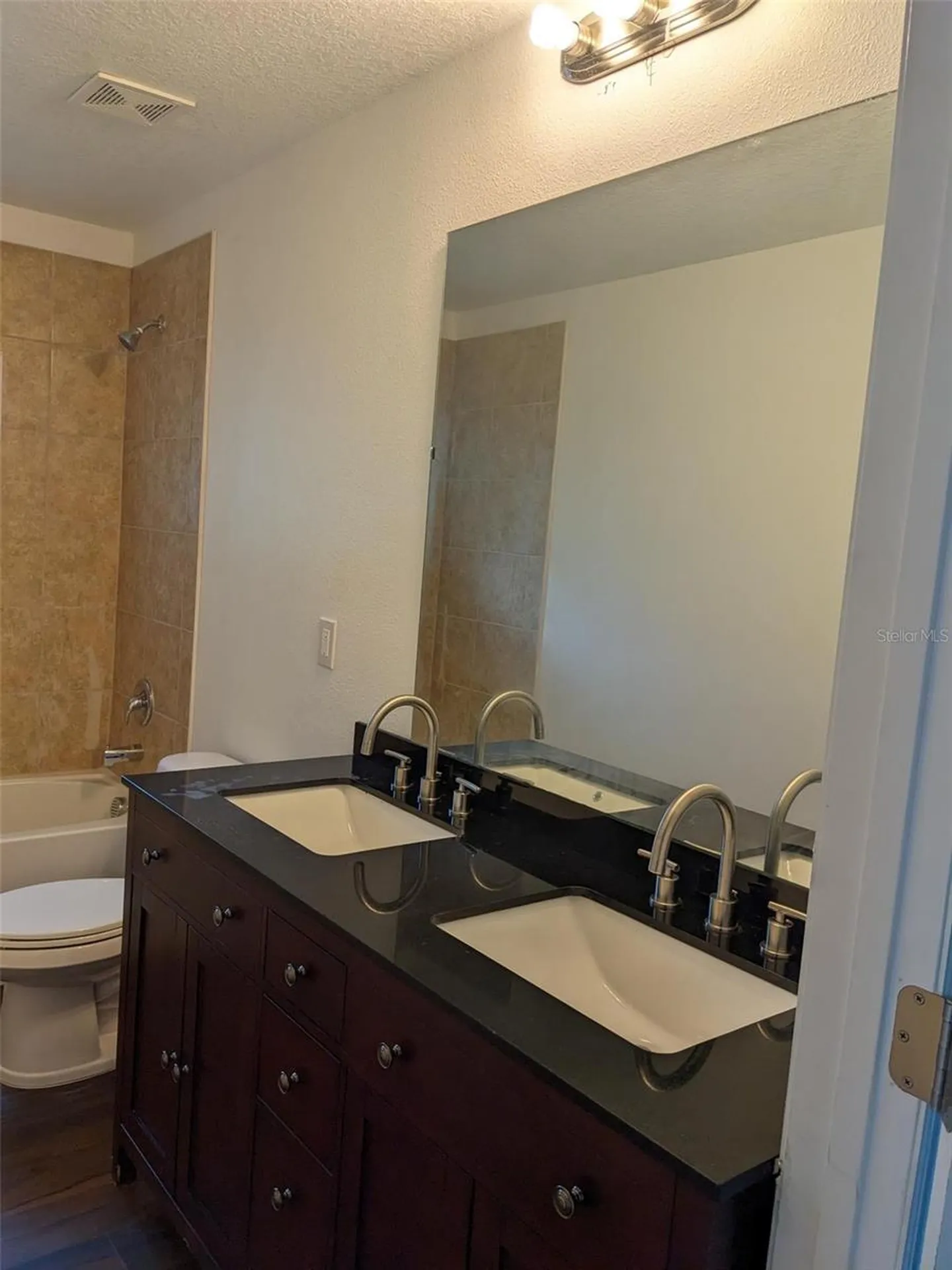 772 E Broadway Street Oviedo FL 32765
