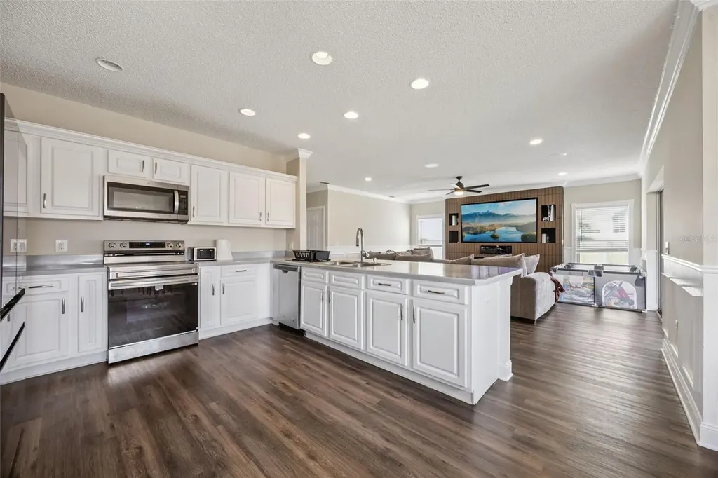 5417 Calla Lily Court Kissimmee FL 34758