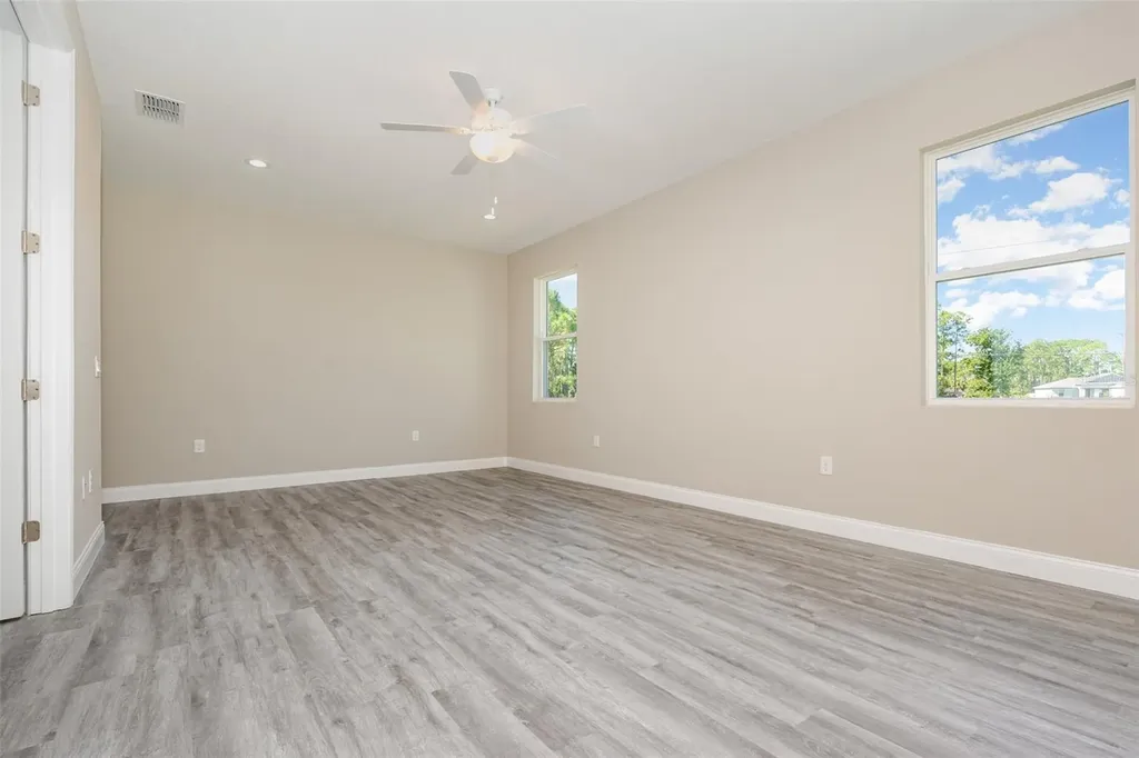 1041 Wesberry Street SE Palm Bay FL 32909