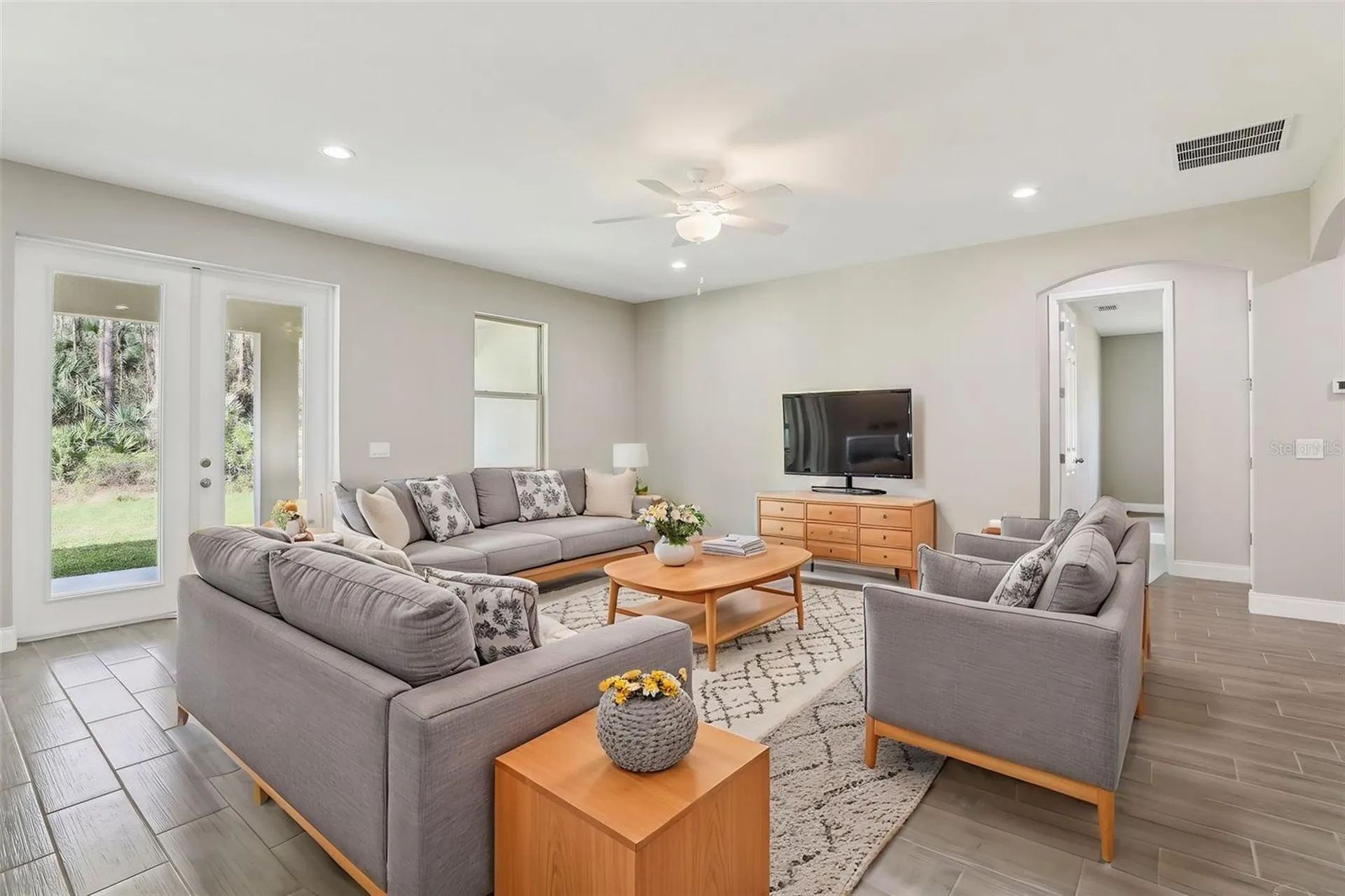 1041 Wesberry Street SE Palm Bay FL 32909
