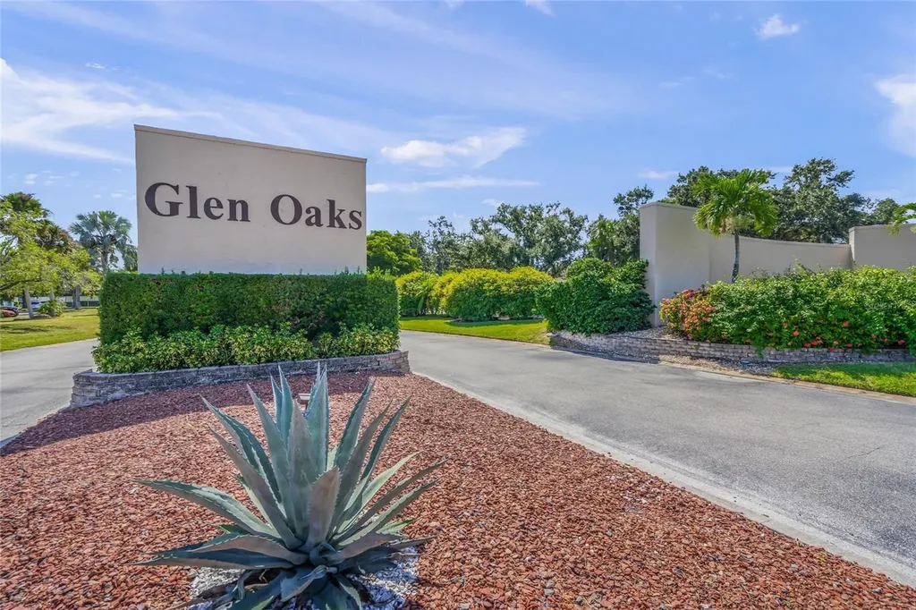 1325 Glen Oaks Drive E Sarasota FL 34232