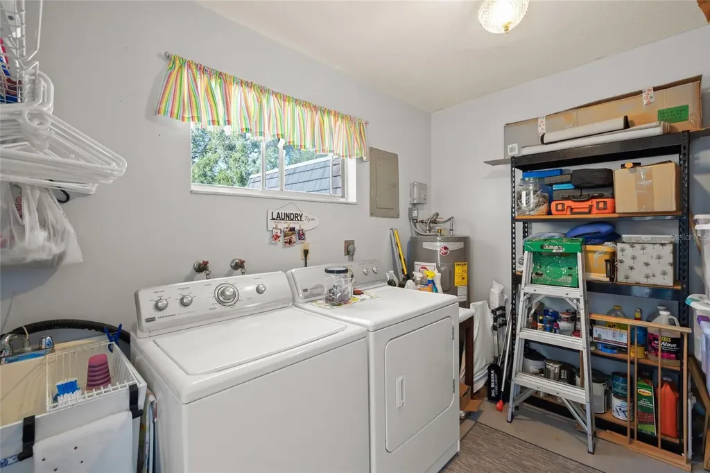 1325 Glen Oaks Drive E Sarasota FL 34232