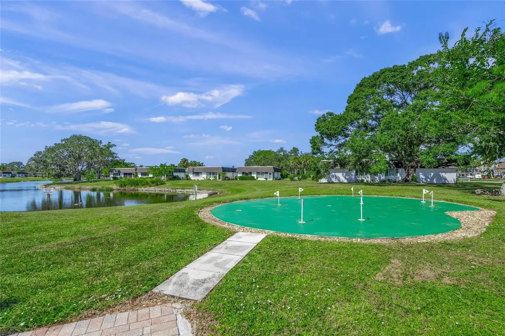 1325 Glen Oaks Drive E Sarasota FL 34232