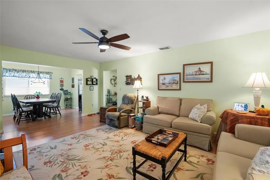 1325 Glen Oaks Drive E Sarasota FL 34232