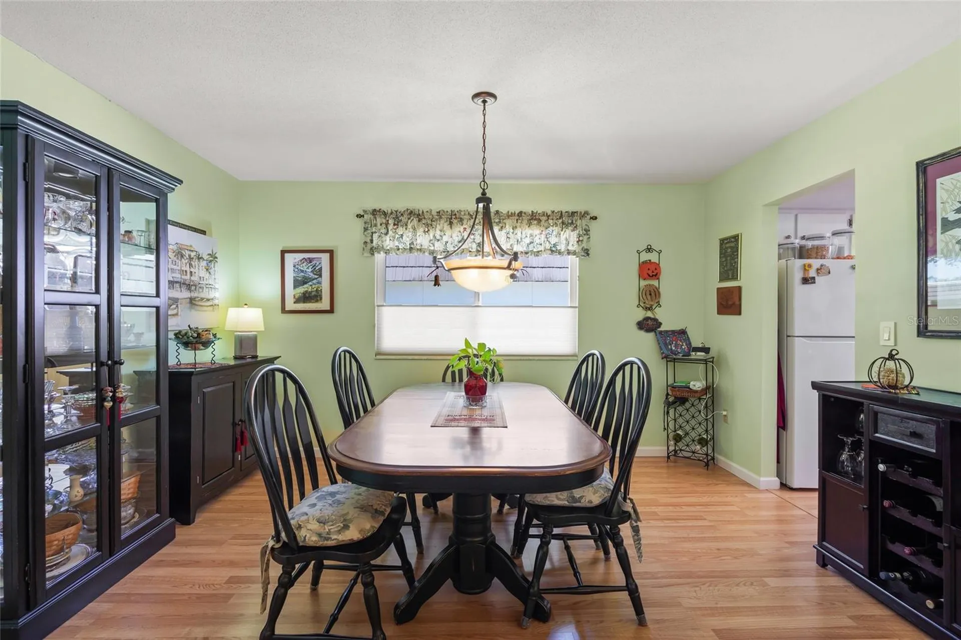 1325 Glen Oaks Drive E Sarasota FL 34232