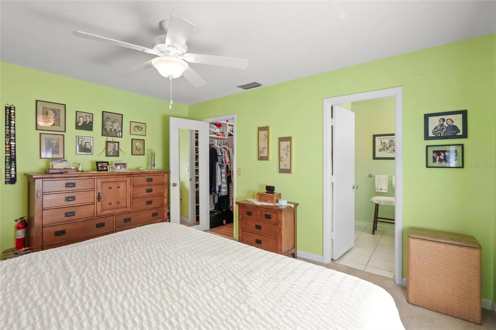 1325 Glen Oaks Drive E Sarasota FL 34232