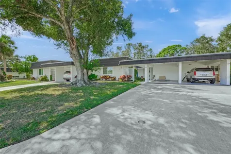 1325 Glen Oaks Drive E Sarasota FL 34232