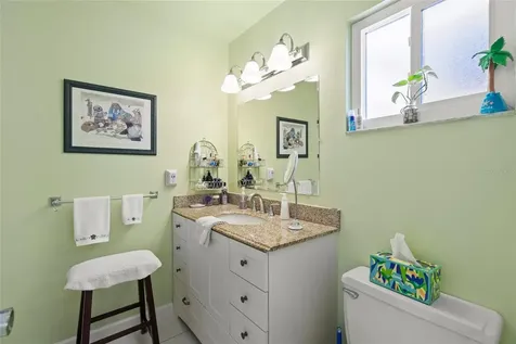 1325 Glen Oaks Drive E Sarasota FL 34232