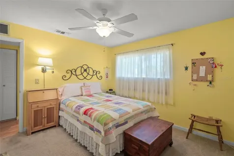 1325 Glen Oaks Drive E Sarasota FL 34232