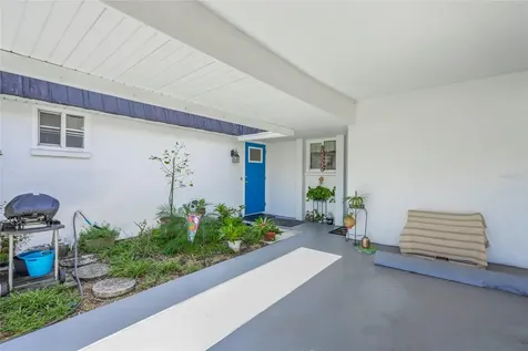 1325 Glen Oaks Drive E Sarasota FL 34232