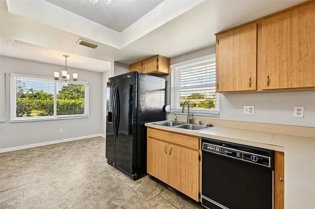2421 Lancaster Drive Sun City Center FL 33573