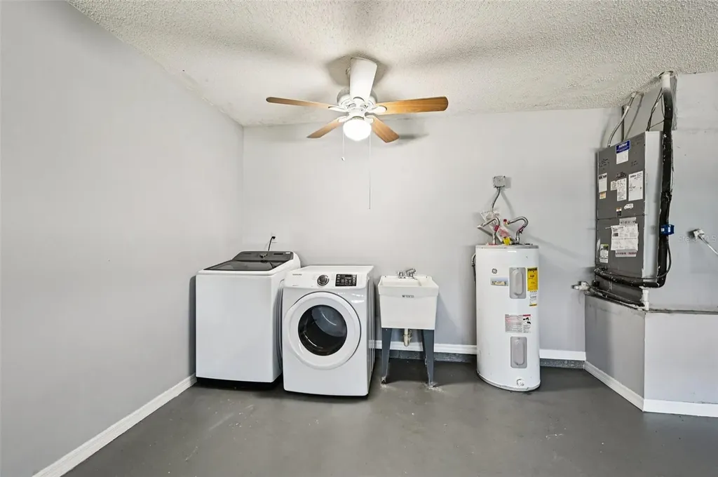 2421 Lancaster Drive Sun City Center FL 33573