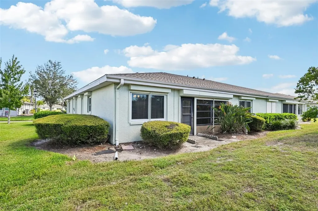 2421 Lancaster Drive Sun City Center FL 33573