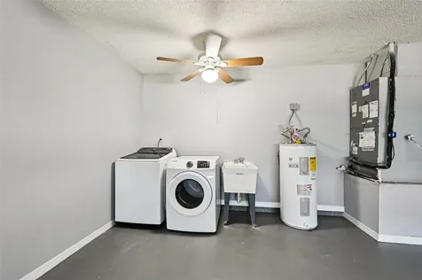 2421 Lancaster Drive Sun City Center FL 33573