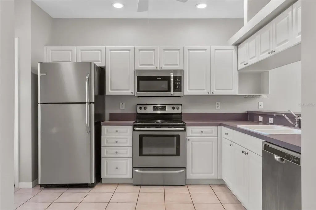 1400 Water View Drive W Largo FL 33771