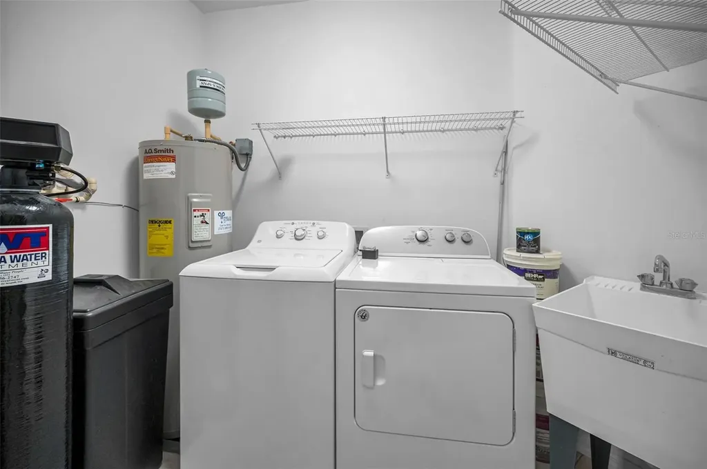 1400 Water View Drive W Largo FL 33771