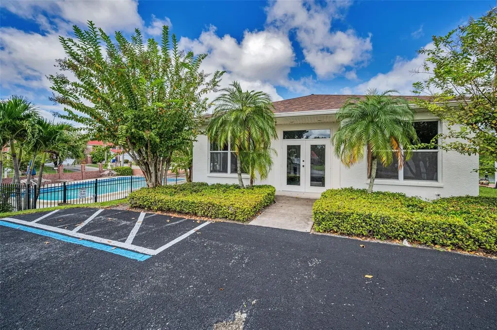 1400 Water View Drive W Largo FL 33771