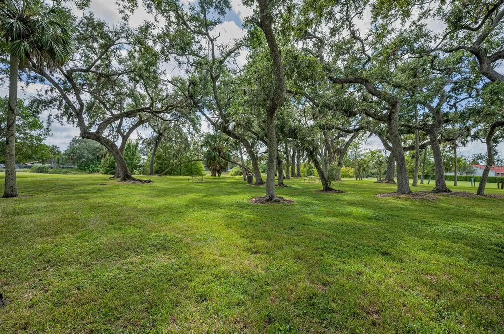 1400 Water View Drive W Largo FL 33771
