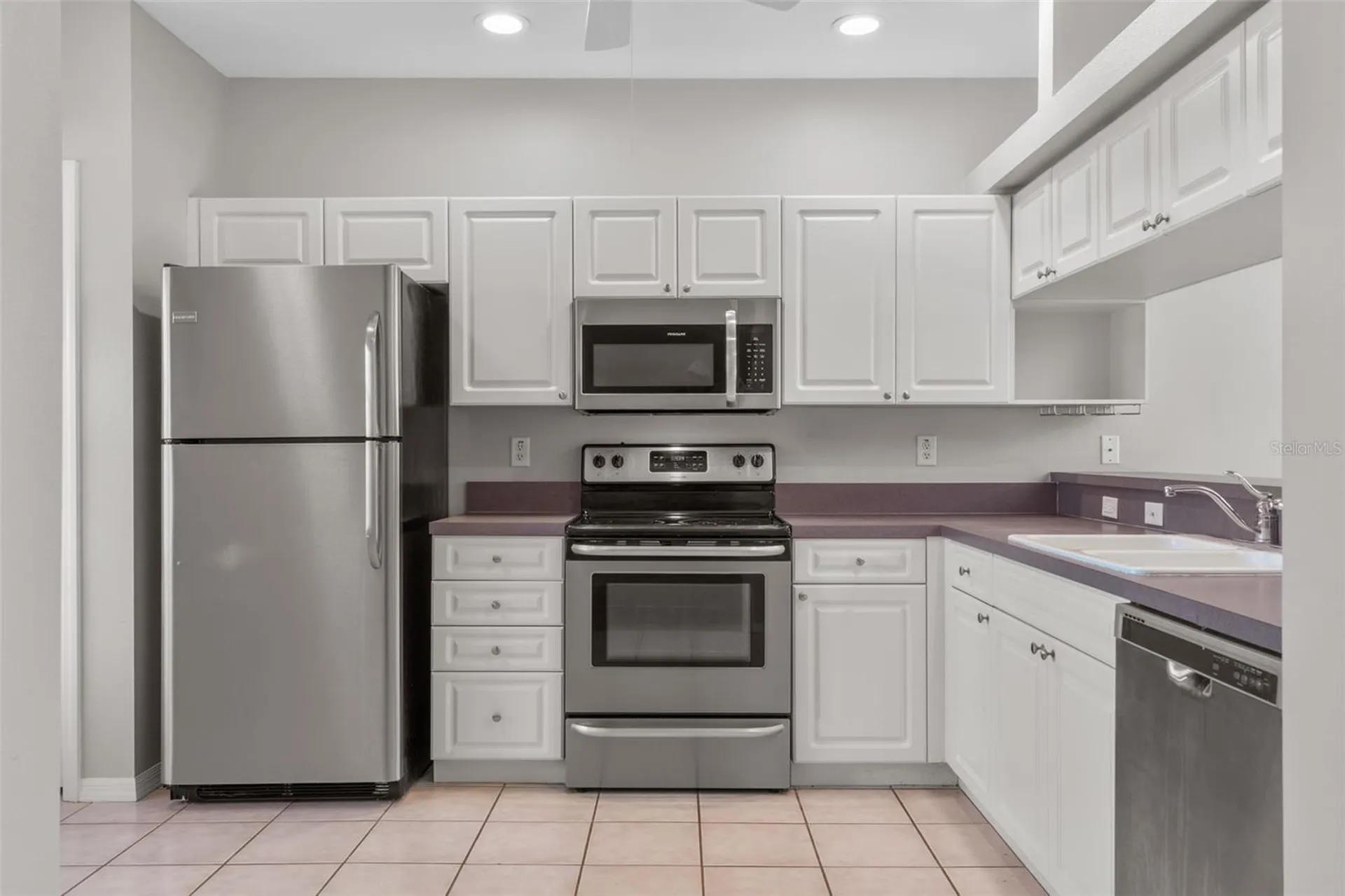 1400 Water View Drive W Largo FL 33771