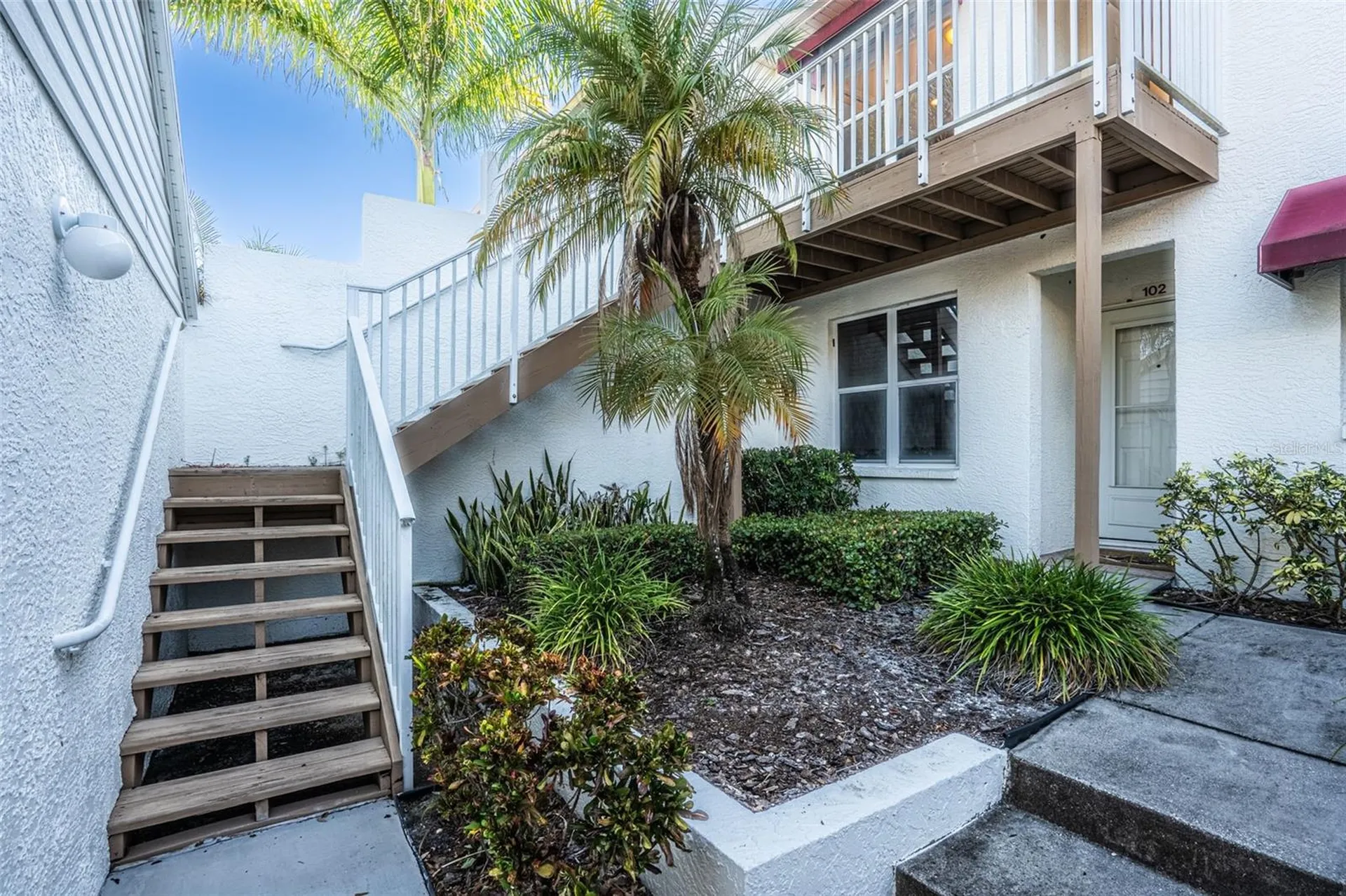1400 Water View Drive W Largo FL 33771