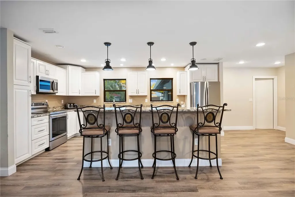 635 Tropical Circle Sarasota FL 34242